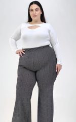 Plus size εκρού μακρυμάνικη μπλούζα με cut out