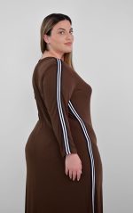 Καφέ Αθλητικό Φόρεμα με Ρίγα - Image 6