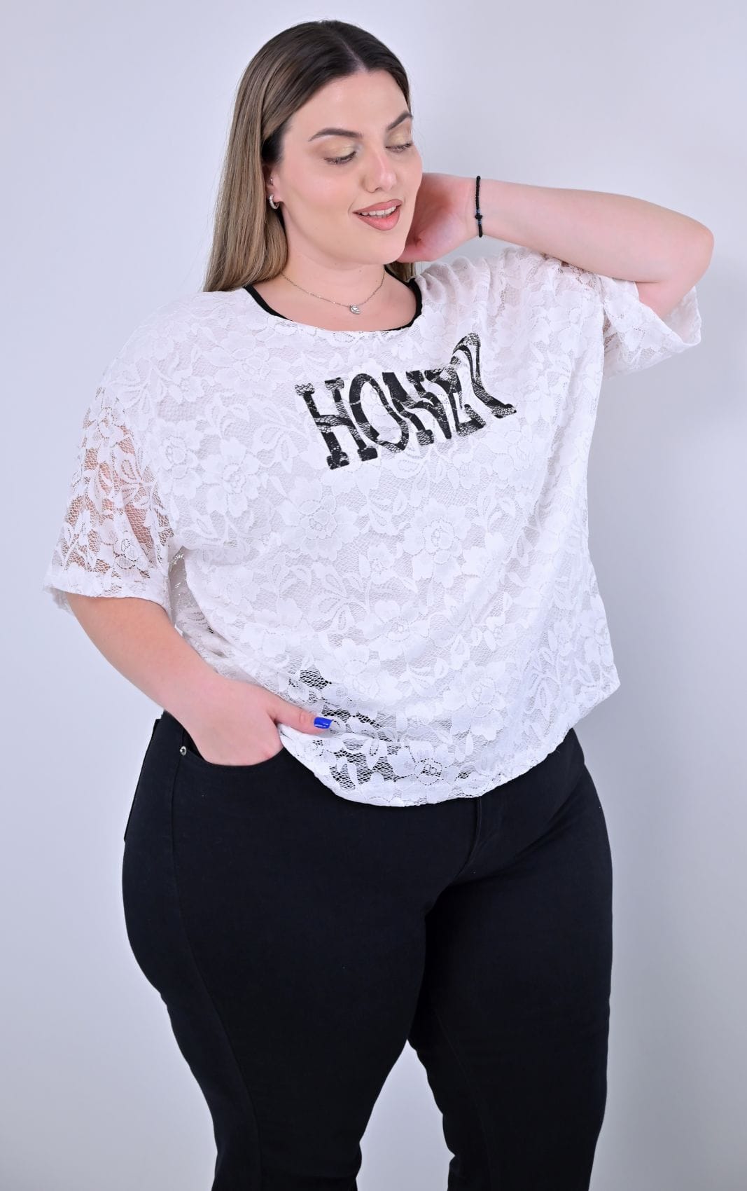 Plus Size Λευκή Μπλούζα Δαντέλα με Τύπωμα HONEY