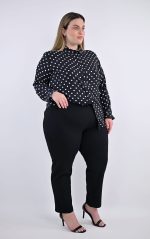 Plus size μαύρο παντελονοκολάν