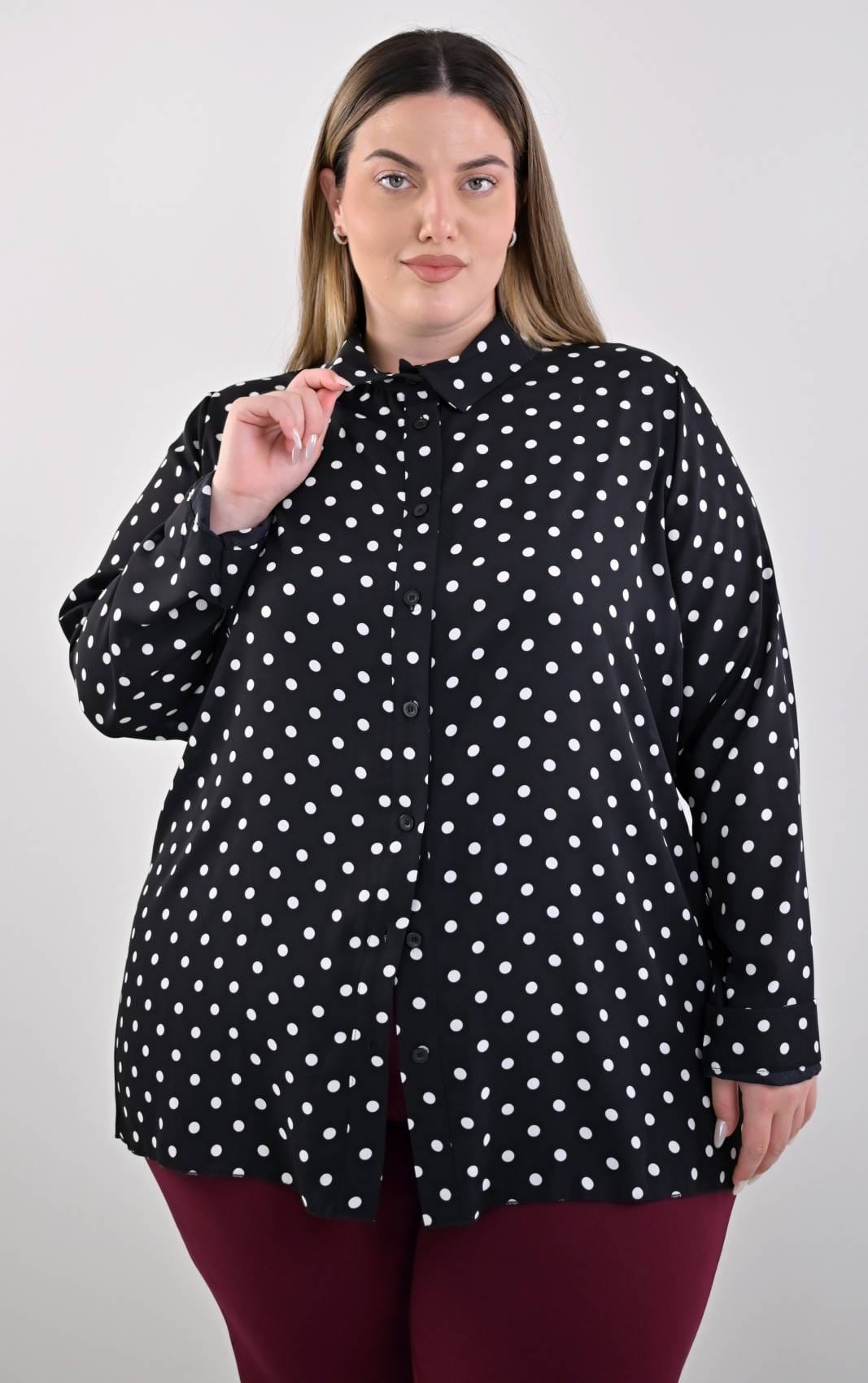 Plus Size Μαύρο Πουκάμισο Με Λευκά Πουά