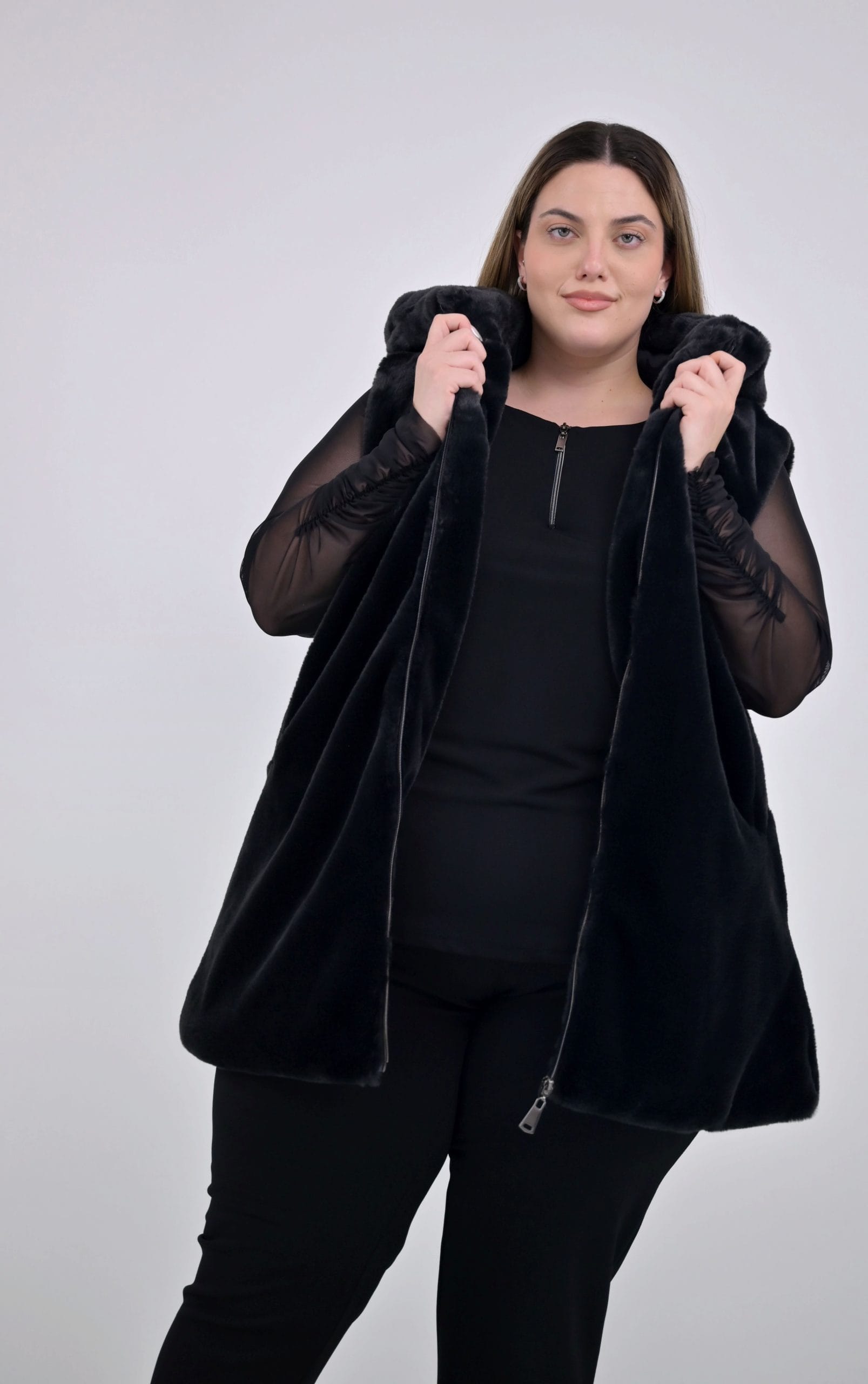 Plus Size Γούνινο Γιλέκο με Κουκούλα - Μαύρο | PsX Fashion