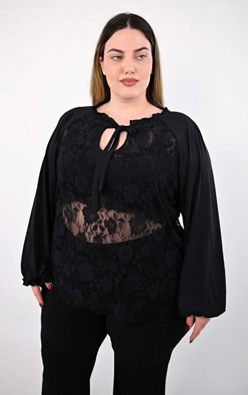Plus Size Μαύρη Δαντελένια Μπλούζα | PsX Fashion
