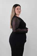 Μαύρη Μπλούζα με Ένα Διάφανο Μανίκι & Ασύμμετρη Λαιμόκοψη - Image 4