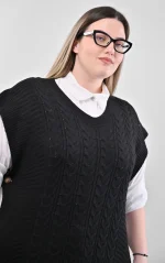 Σετ 2-τεμαχίων: Λευκό Πουκάμισο & Μαύρη Πλεκτή Καζάκα - Image 5