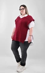 Σετ 2-τεμαχίων: Λευκό Πουκάμισο & Μπορντό Πλεκτή Καζάκα - Image 3