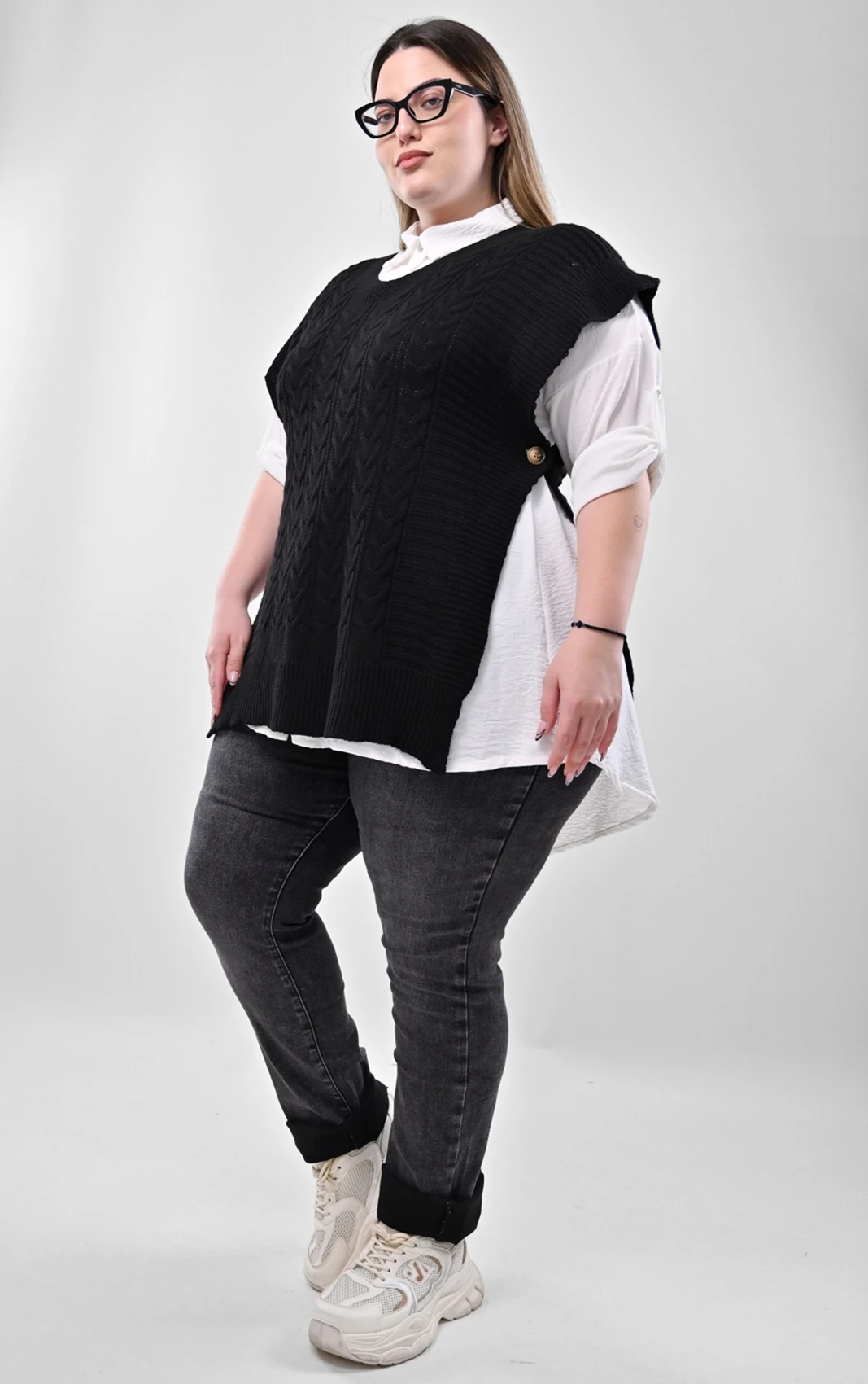 Plus Size Πουκάμισο & Μαύρη Πλεκτή Καζάκα | PsX Fashion