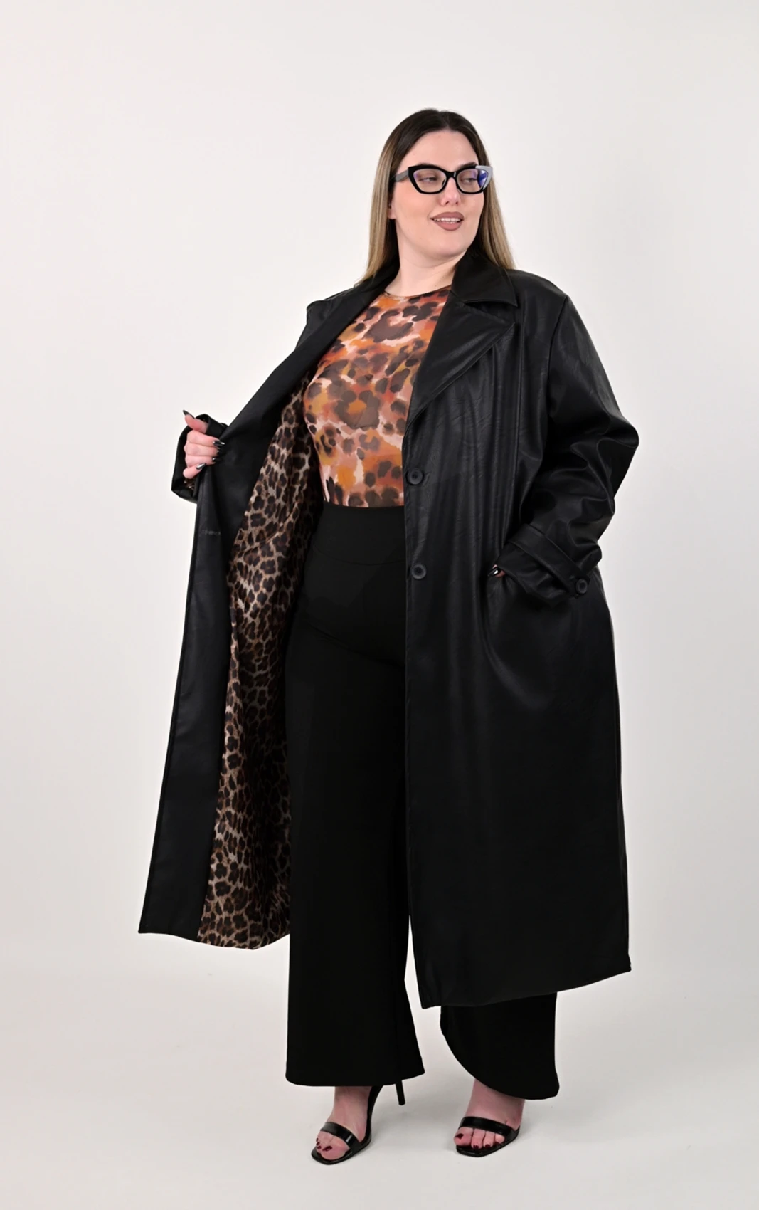 Plus Size Παλτό Δερματίνη με Λεοπάρ Φόδρα | PsX Fashion