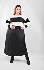 Plus Size Μαύρη Σατέν Midi Φούστα | PsX Fashion