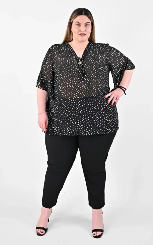 Plus size Μαύρη Πουά Μπλούζα Ζορζέτα με -V- | PsX Fashion